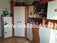 Gyerekszoba_butor_szekrenyaggyal_241731633243375