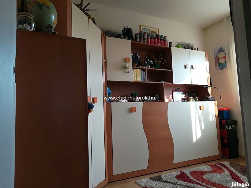 Gyerekszoba_butor_szekrenyaggyal_238421633243467